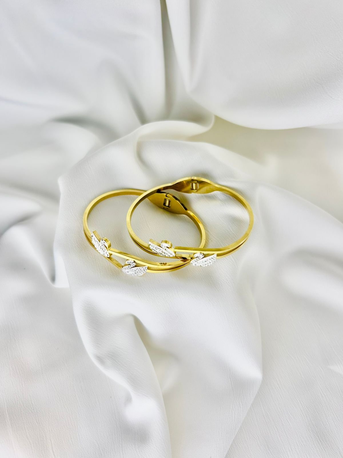 WhatsApp Image 2025-12-27 at 5.36.43 PM Duck Duo Gold Adjustable Bangles